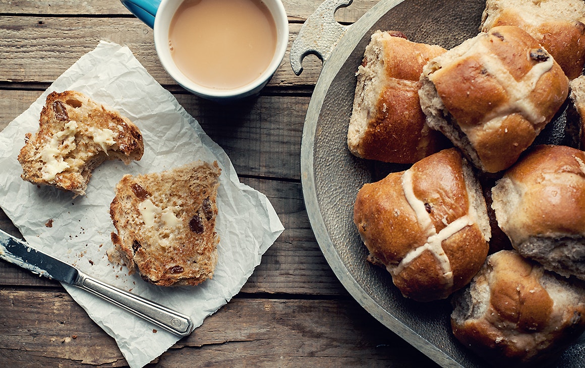 Hot cross buns